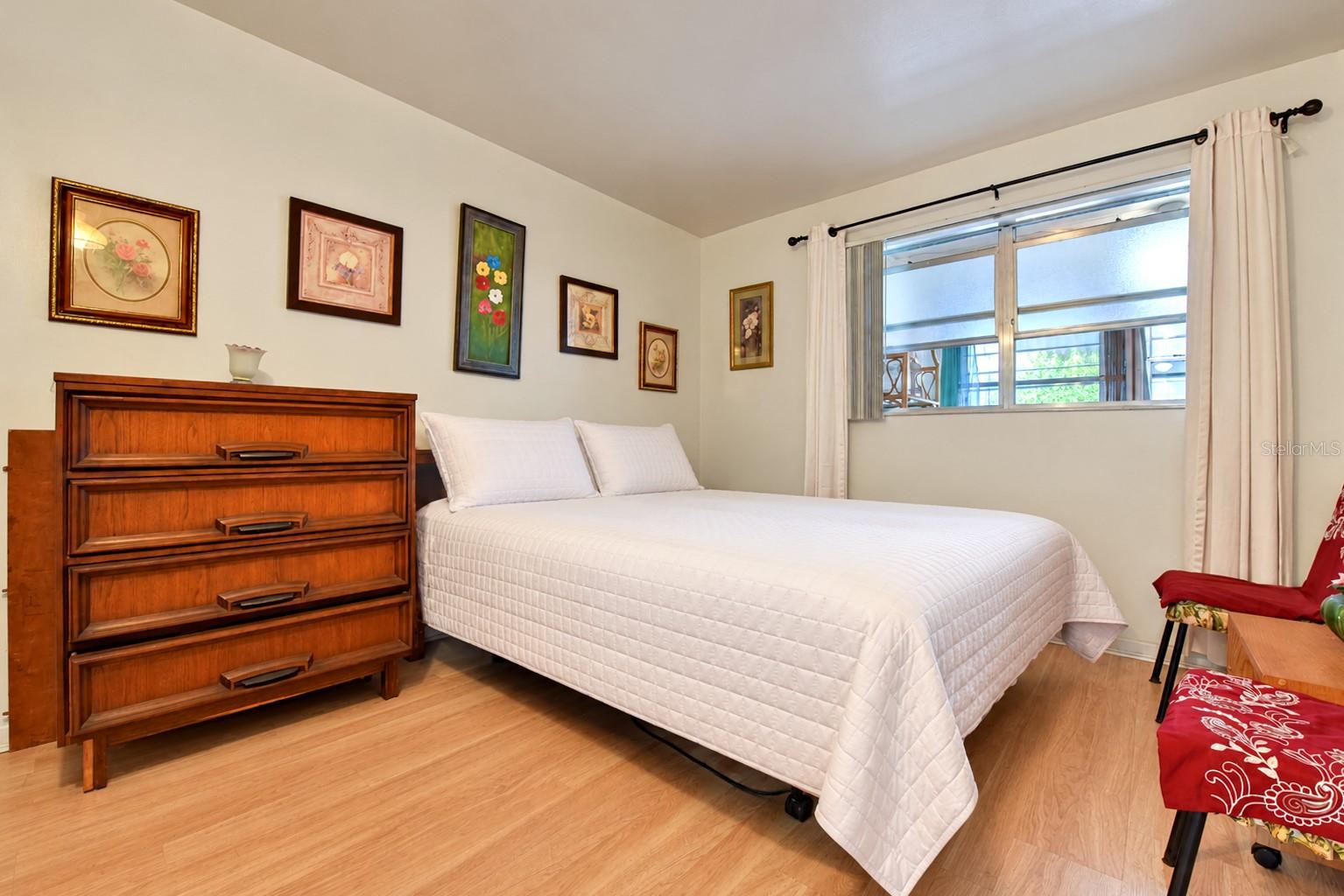 5940 21ST ST N #11 — photo 9