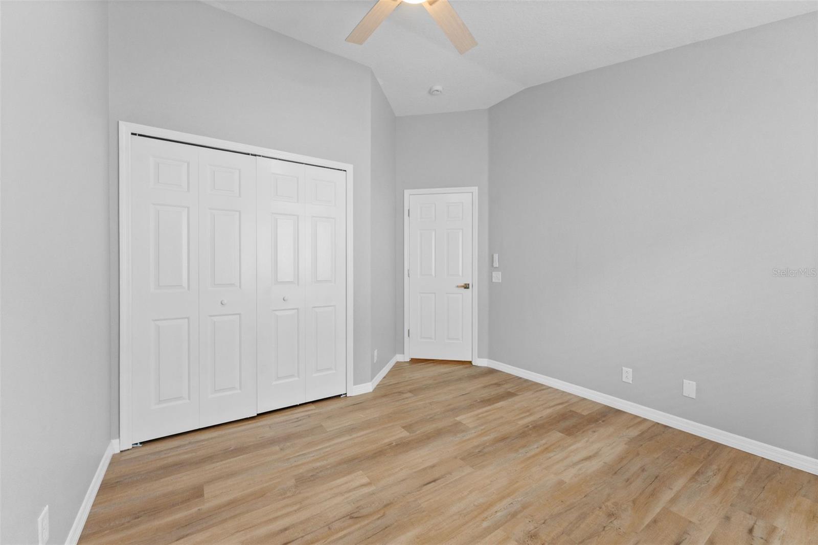 19009 FISHERMANS BEND DR — photo 39