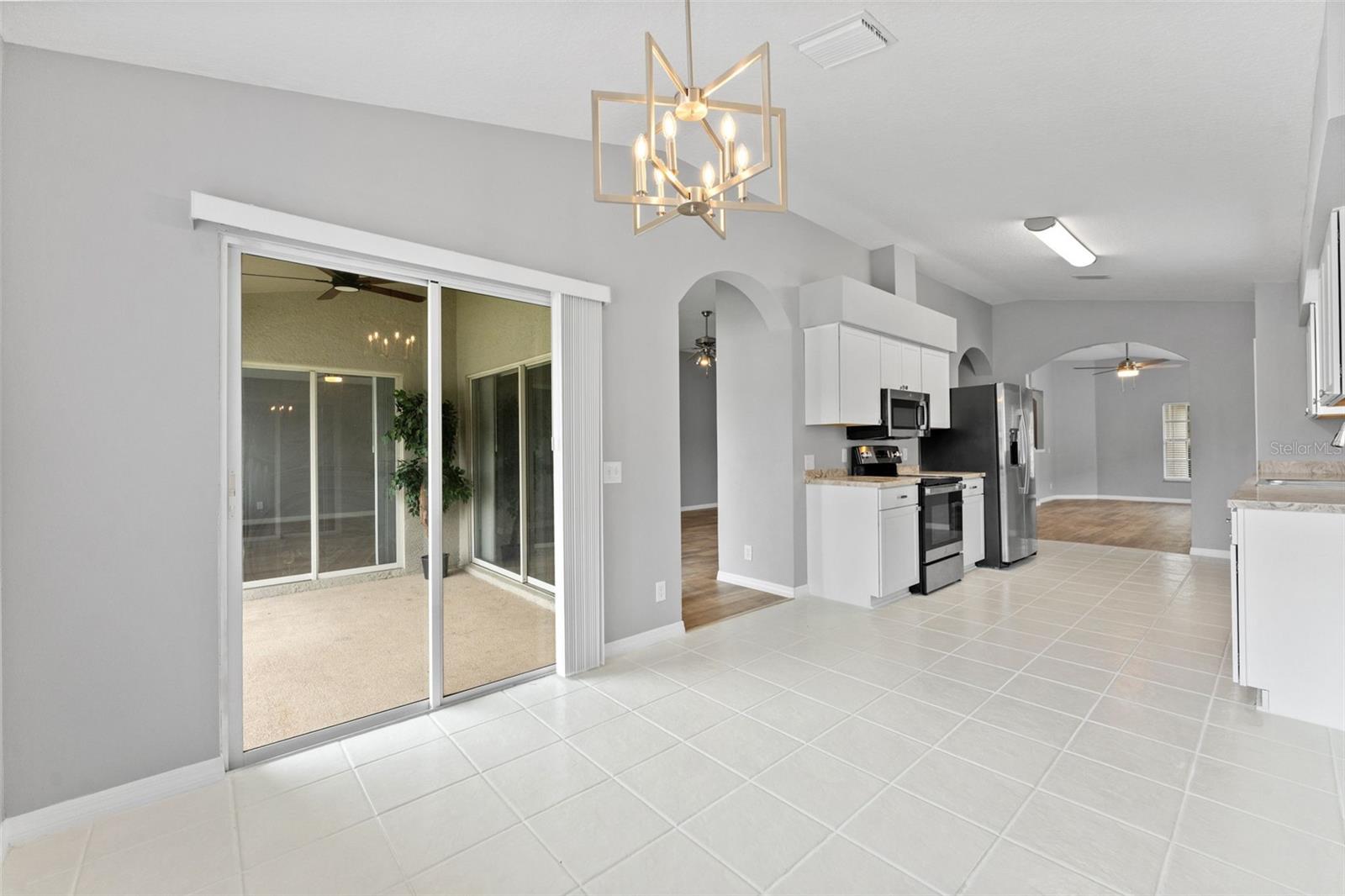 19009 FISHERMANS BEND DR — photo 24