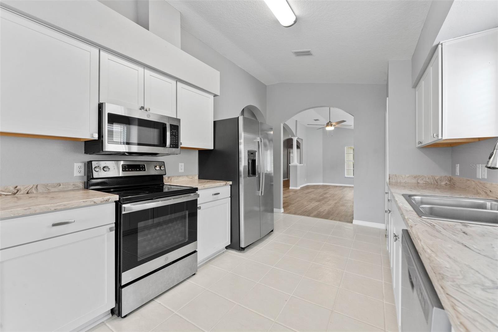 19009 FISHERMANS BEND DR — photo 21