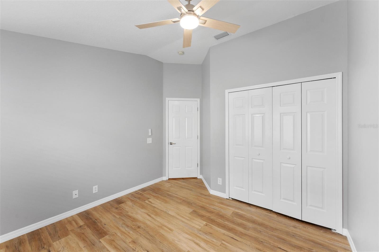 19009 FISHERMANS BEND DR — photo 37