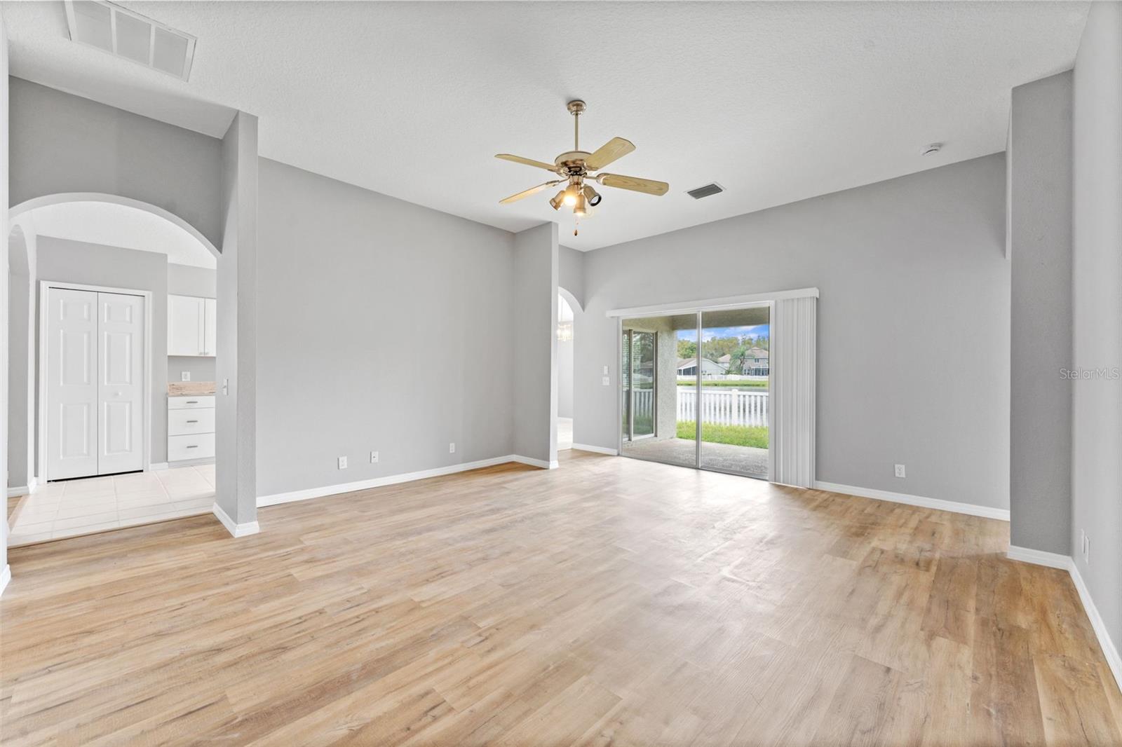19009 FISHERMANS BEND DR — photo 15