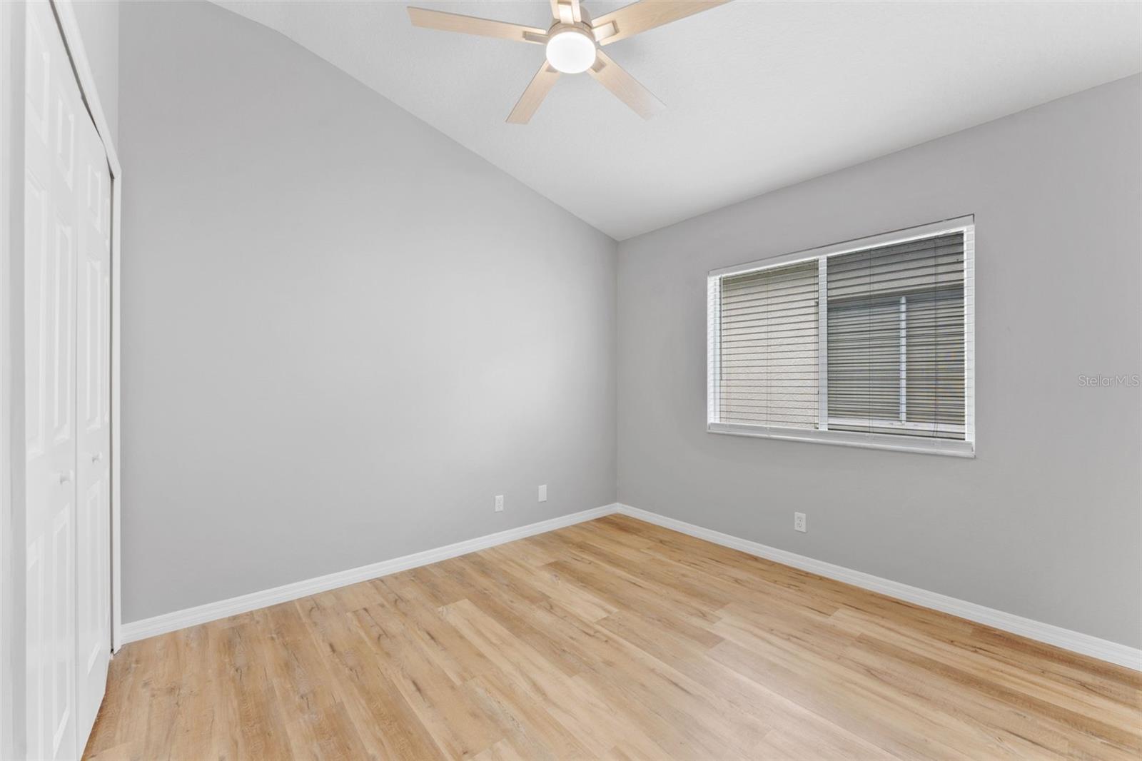 19009 FISHERMANS BEND DR — photo 36