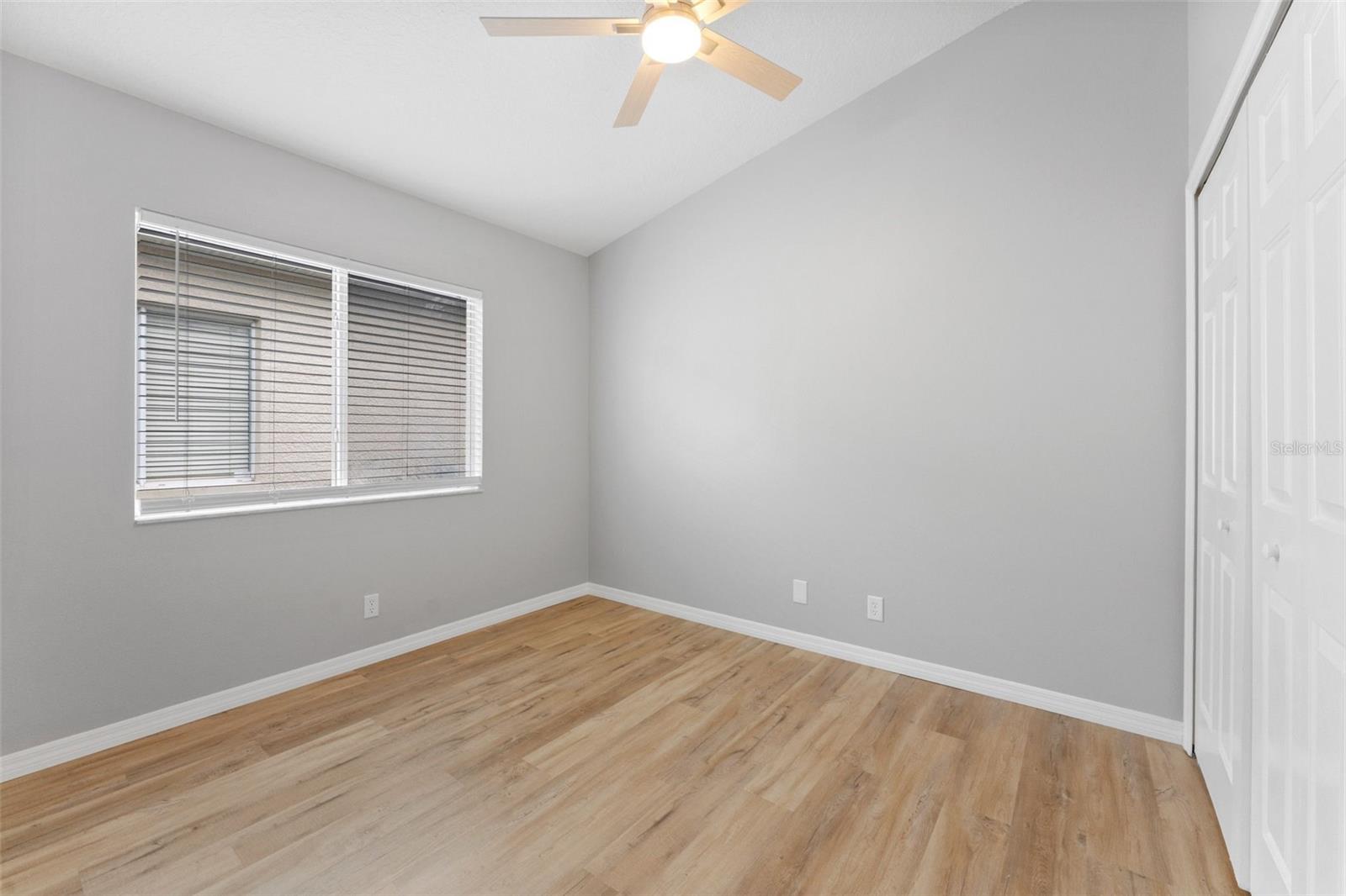 19009 FISHERMANS BEND DR — photo 38
