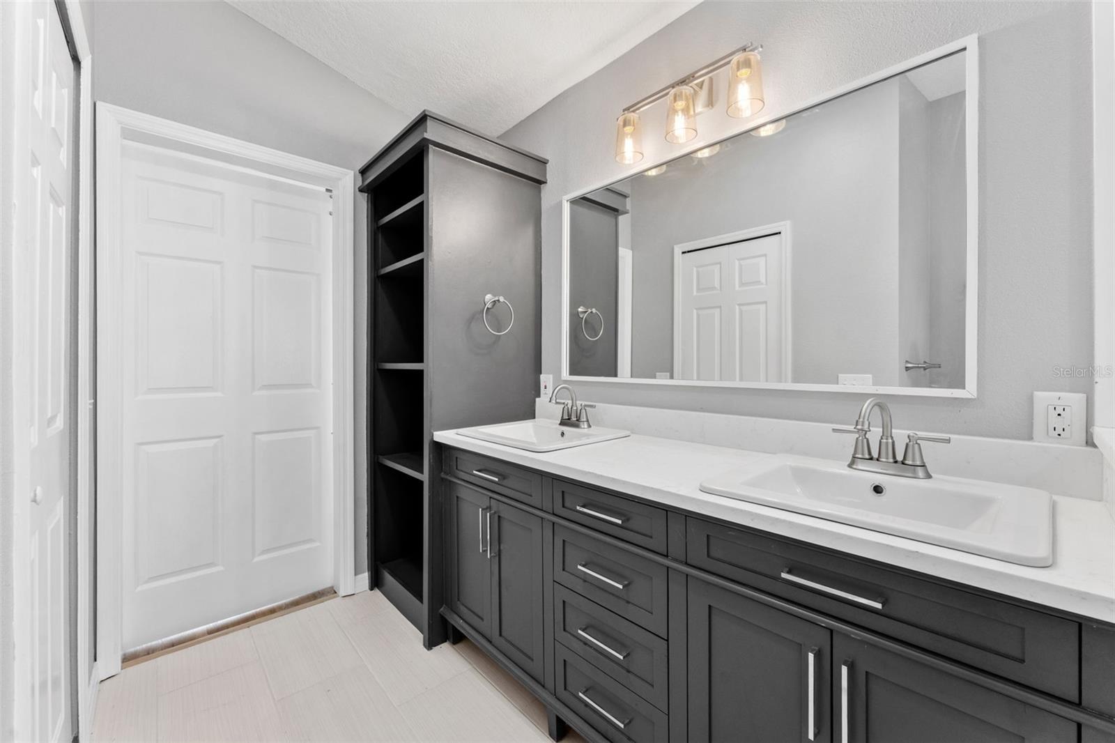 19009 FISHERMANS BEND DR — photo 30