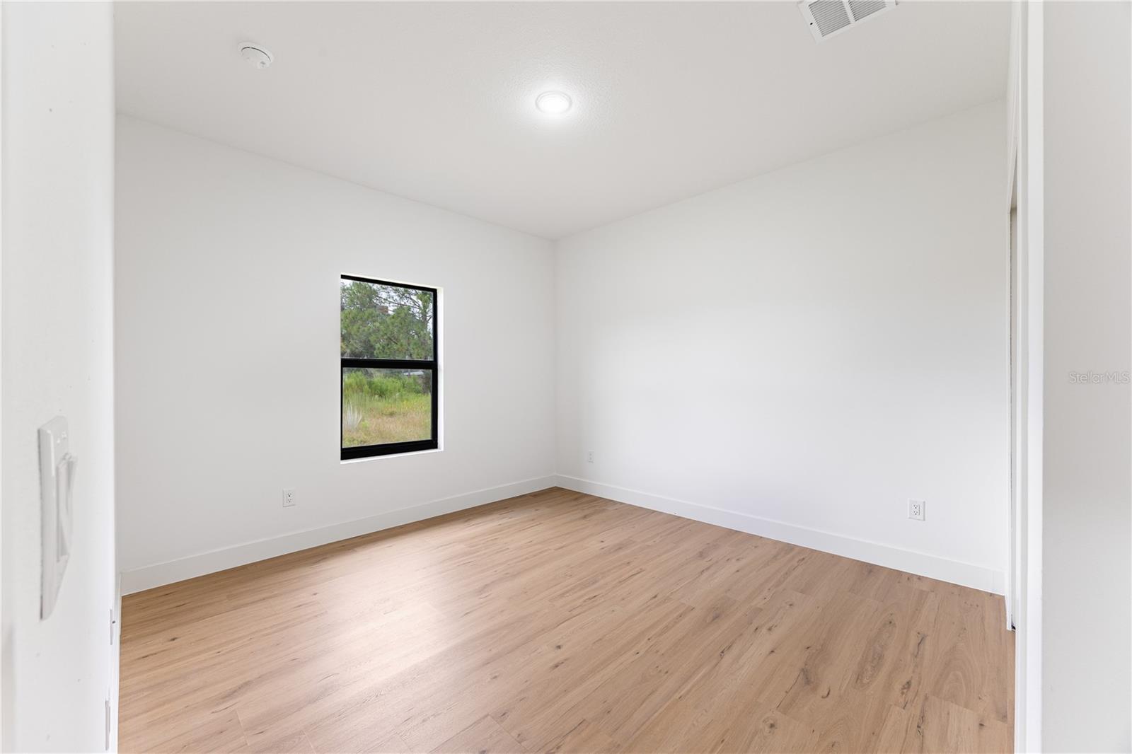 6262 SKYVIEW DR — photo 31