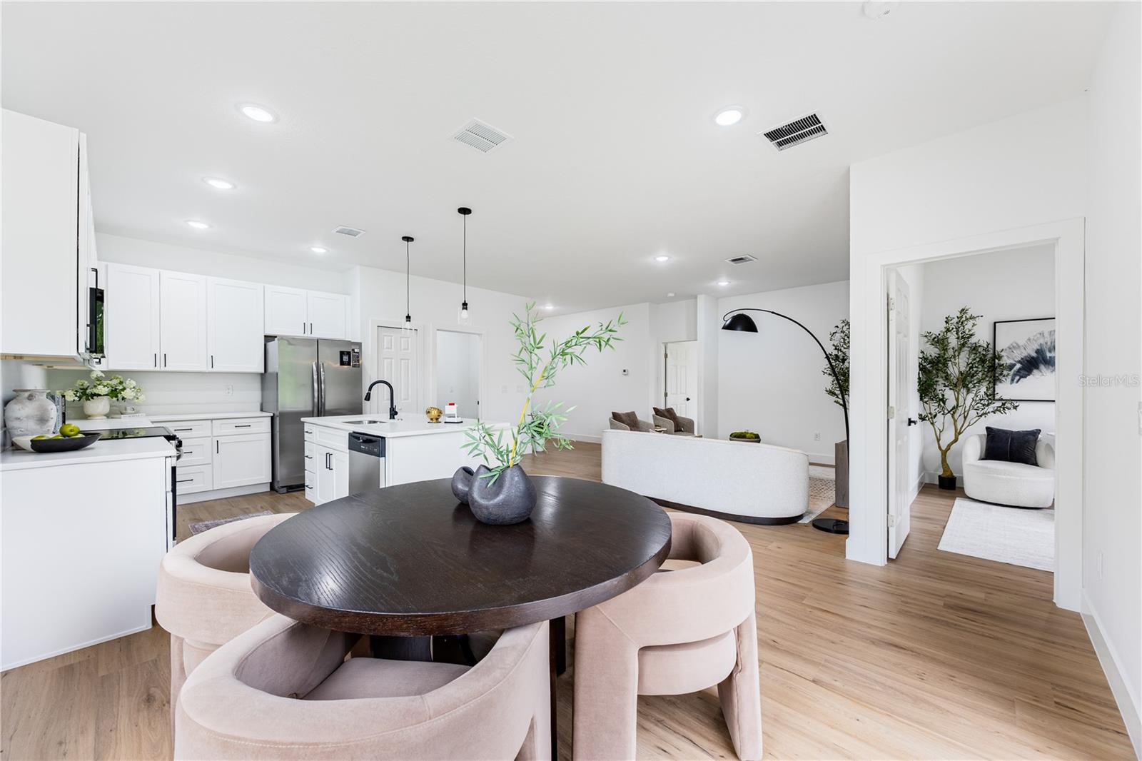 6262 SKYVIEW DR — photo 15