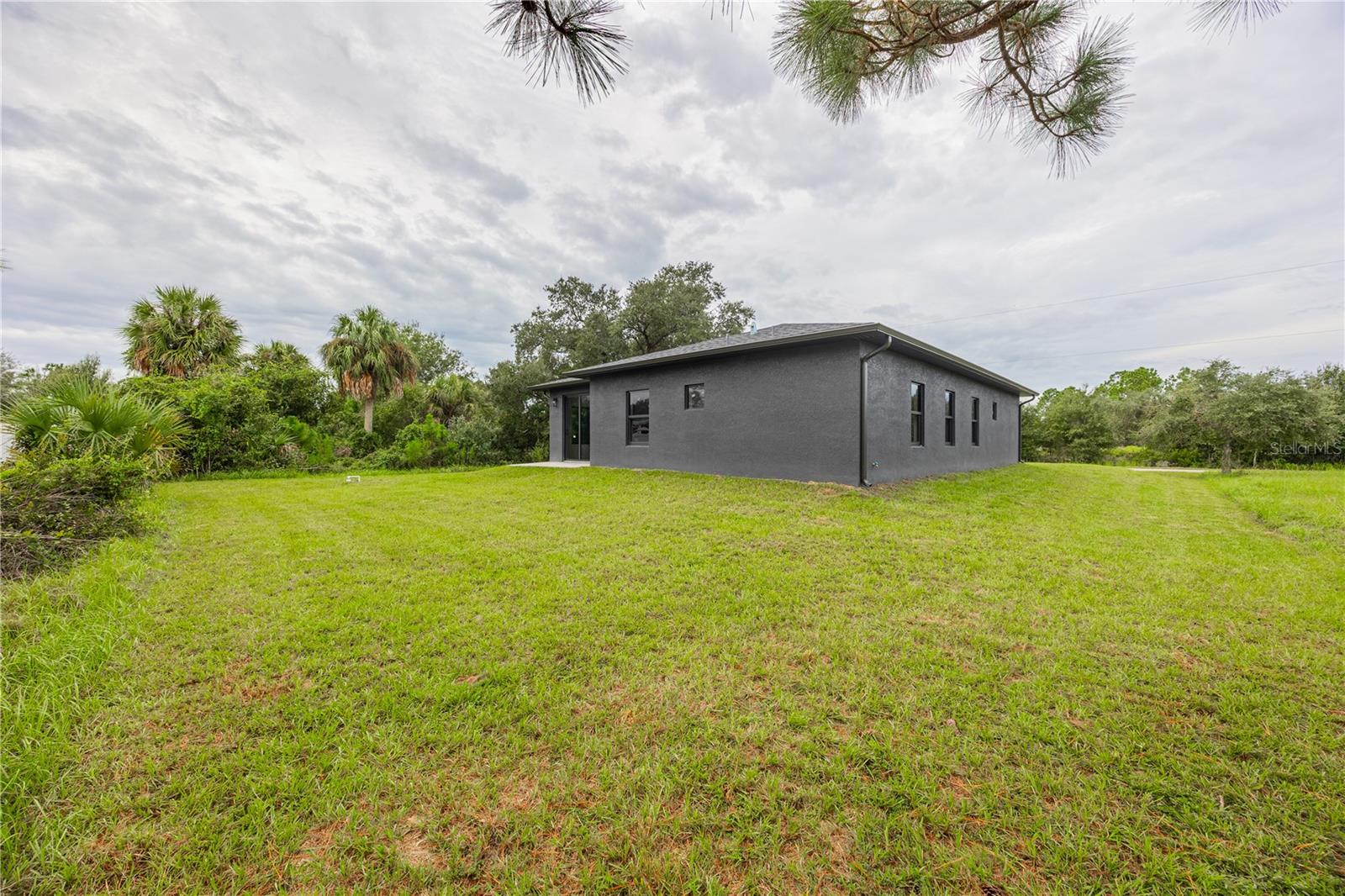 6262 SKYVIEW DR — photo 37