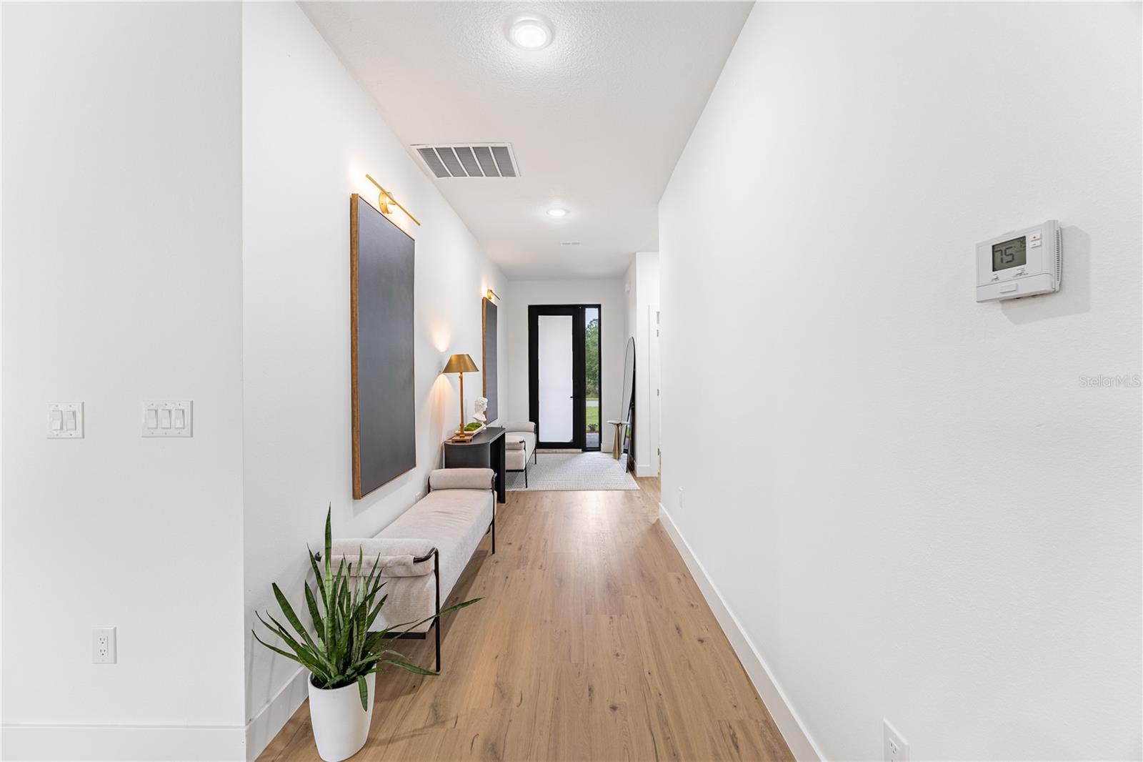 6262 SKYVIEW DR — photo 24