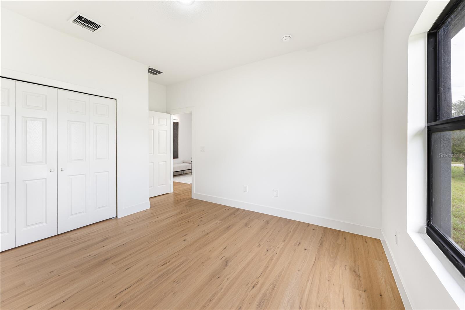 6262 SKYVIEW DR — photo 32