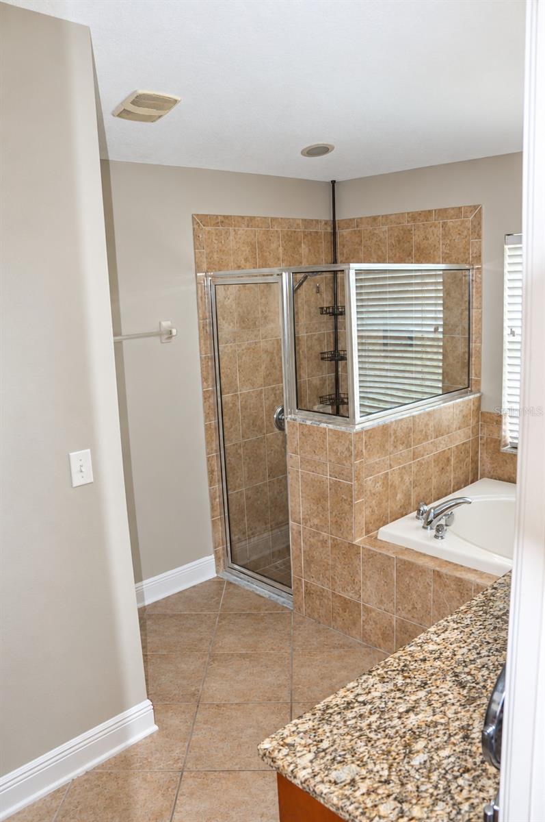 421 THICKET CREST RD — photo 14