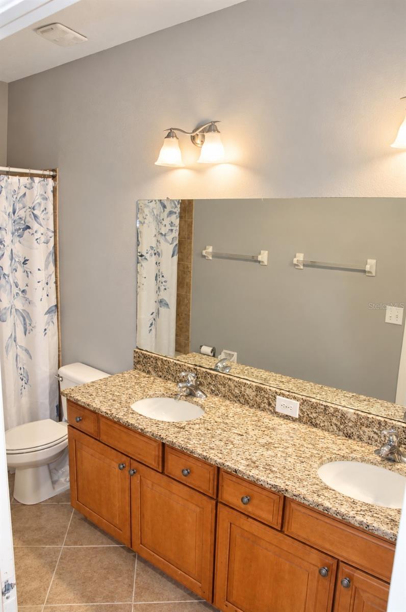 421 THICKET CREST RD — photo 17