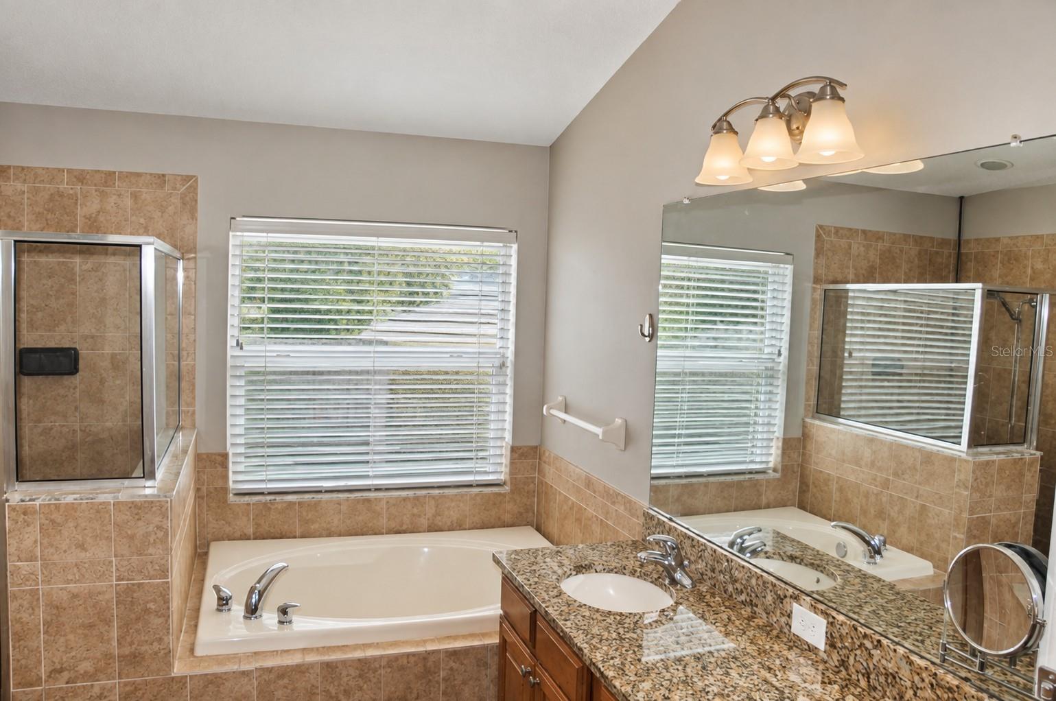 421 THICKET CREST RD — photo 13