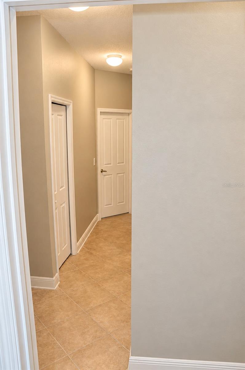 421 THICKET CREST RD — photo 16