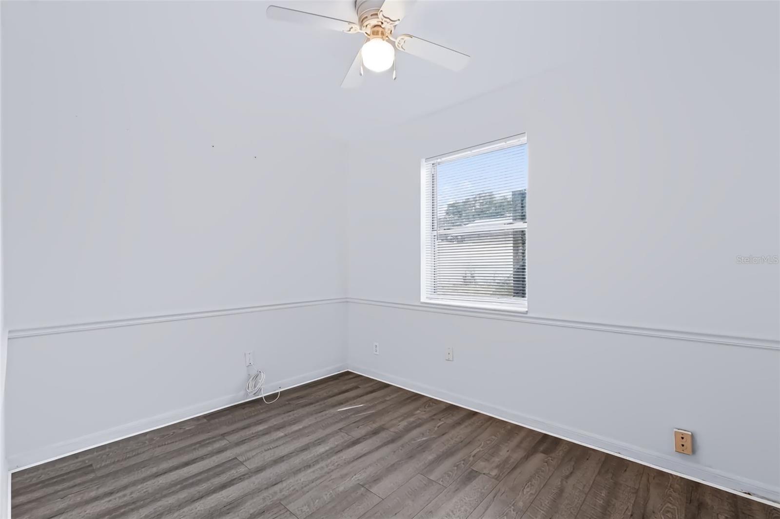 7606 ALVINA ST — photo 17
