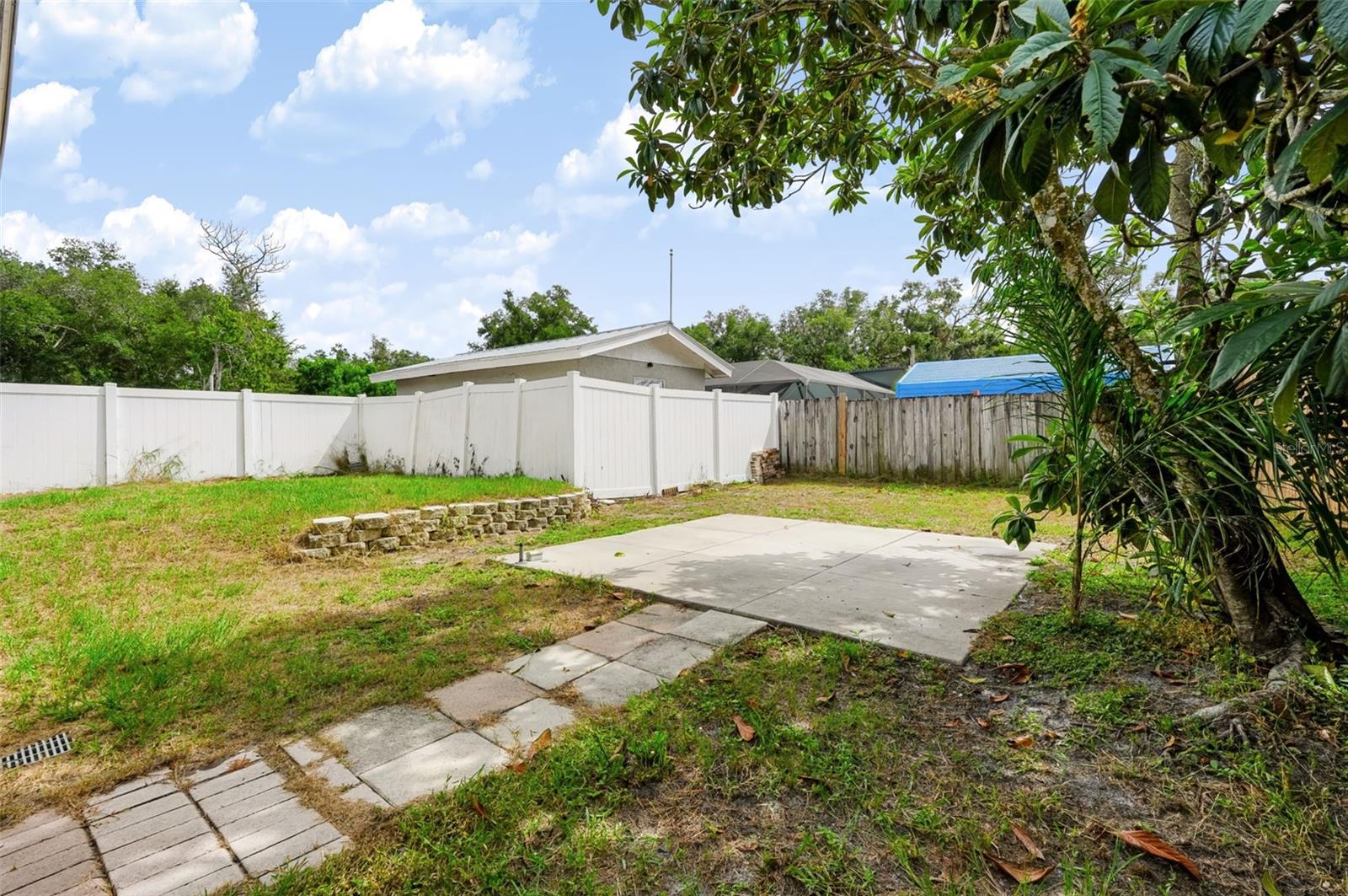 7606 ALVINA ST — photo 23