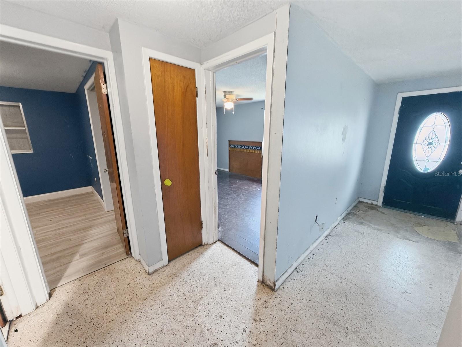 6818 CAROB DR — photo 10