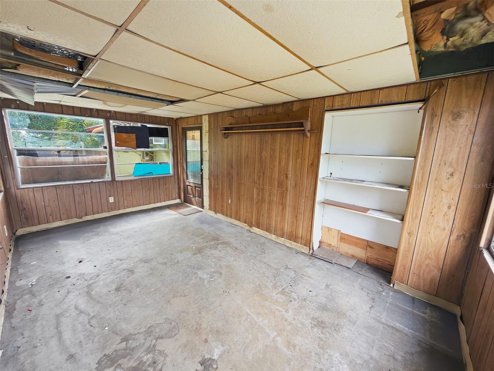 6818 CAROB DR — photo 17