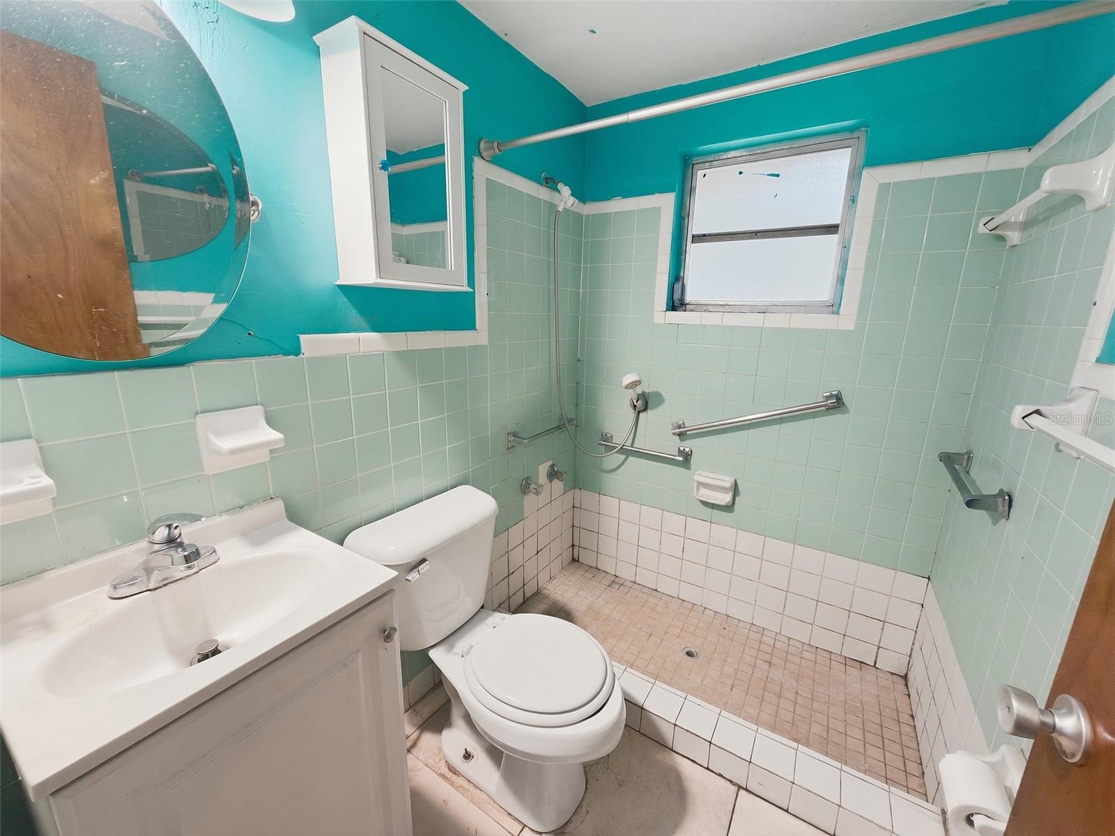 6818 CAROB DR — photo 13