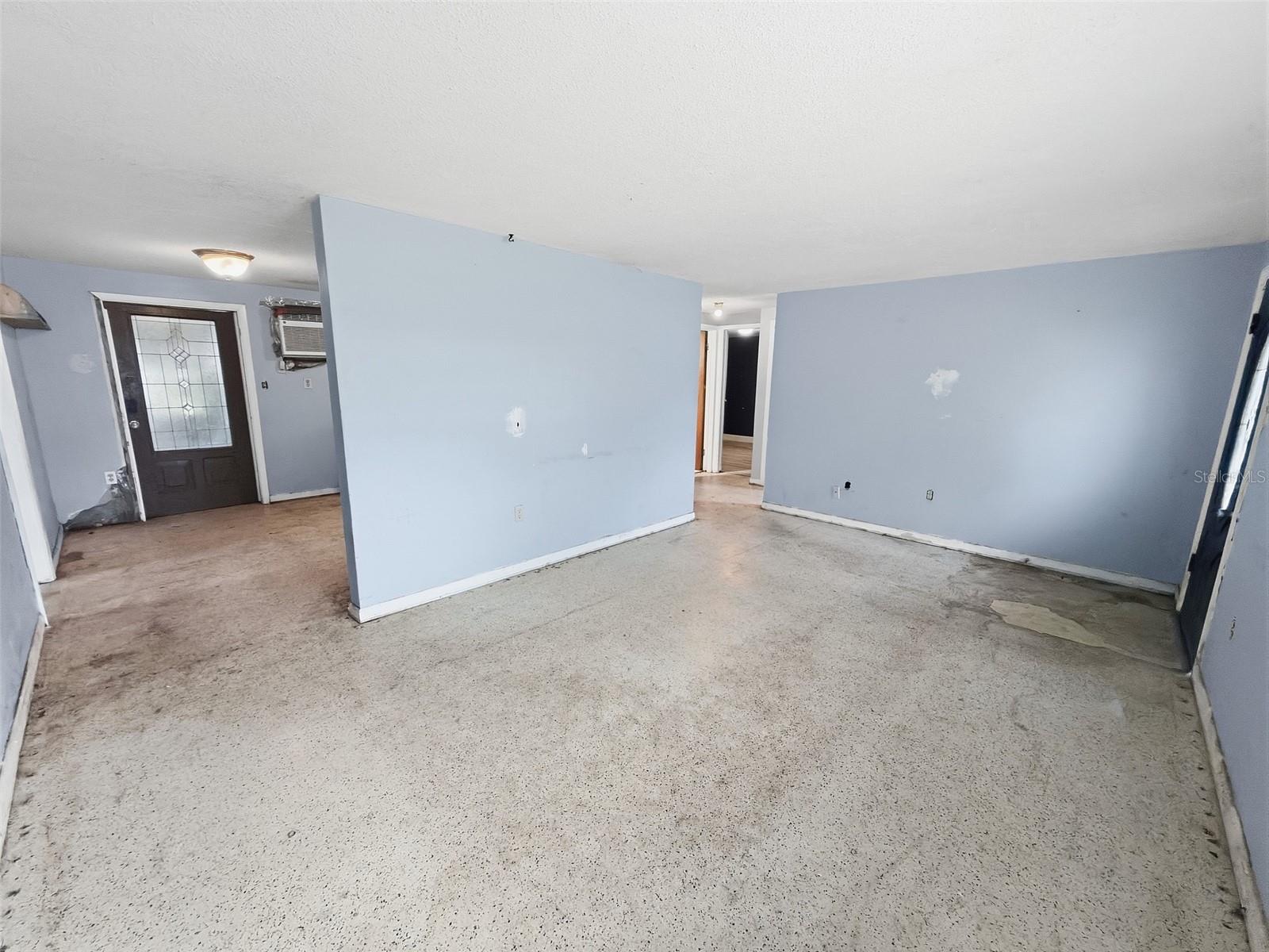 6818 CAROB DR — photo 6