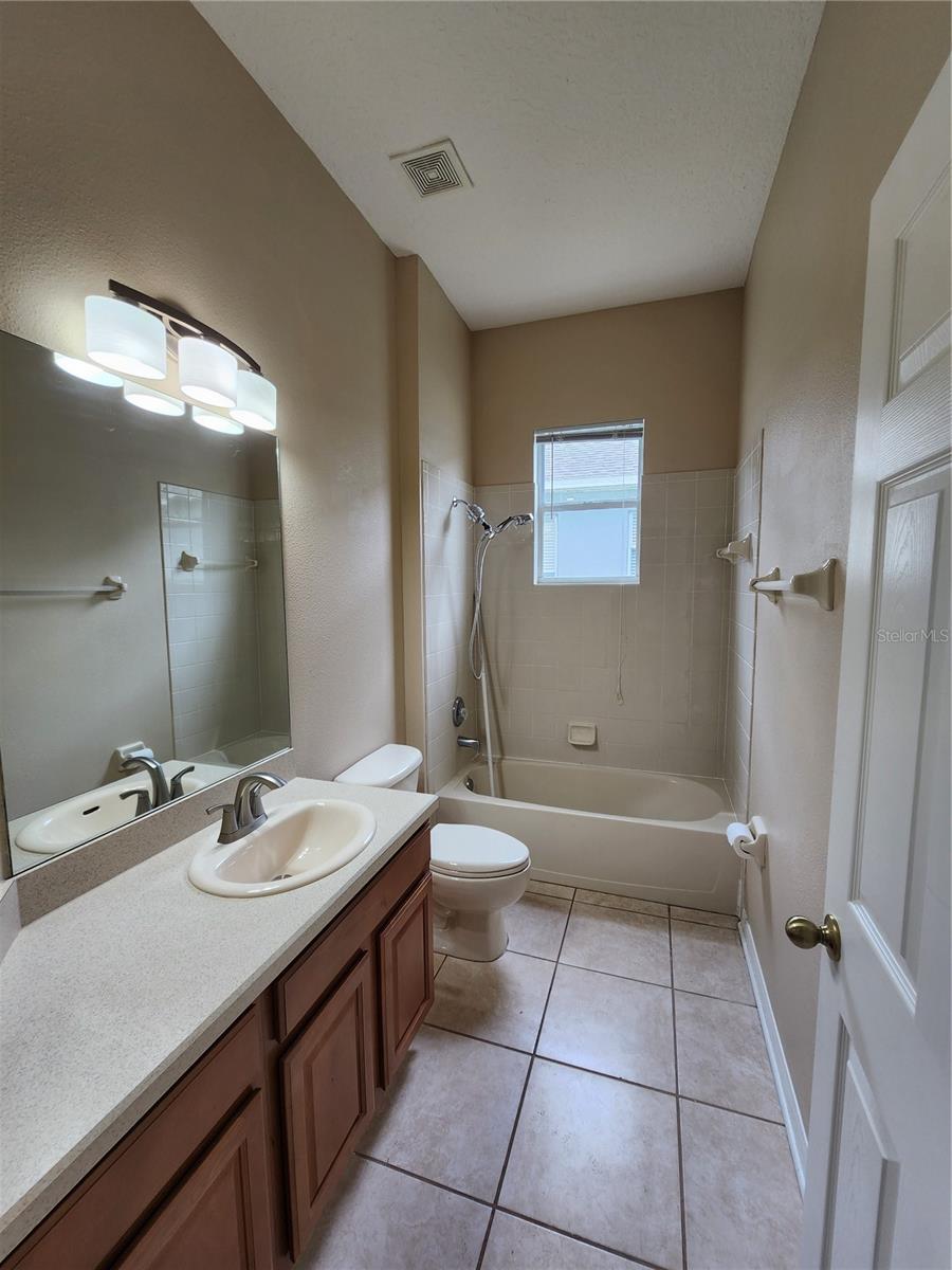 19205 MEADOW PINE DR — photo 10