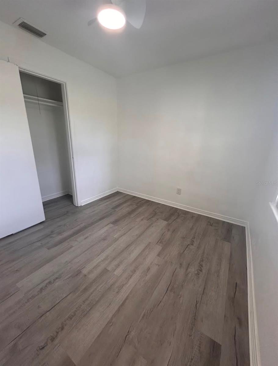2825 LOUISE ST — photo 7