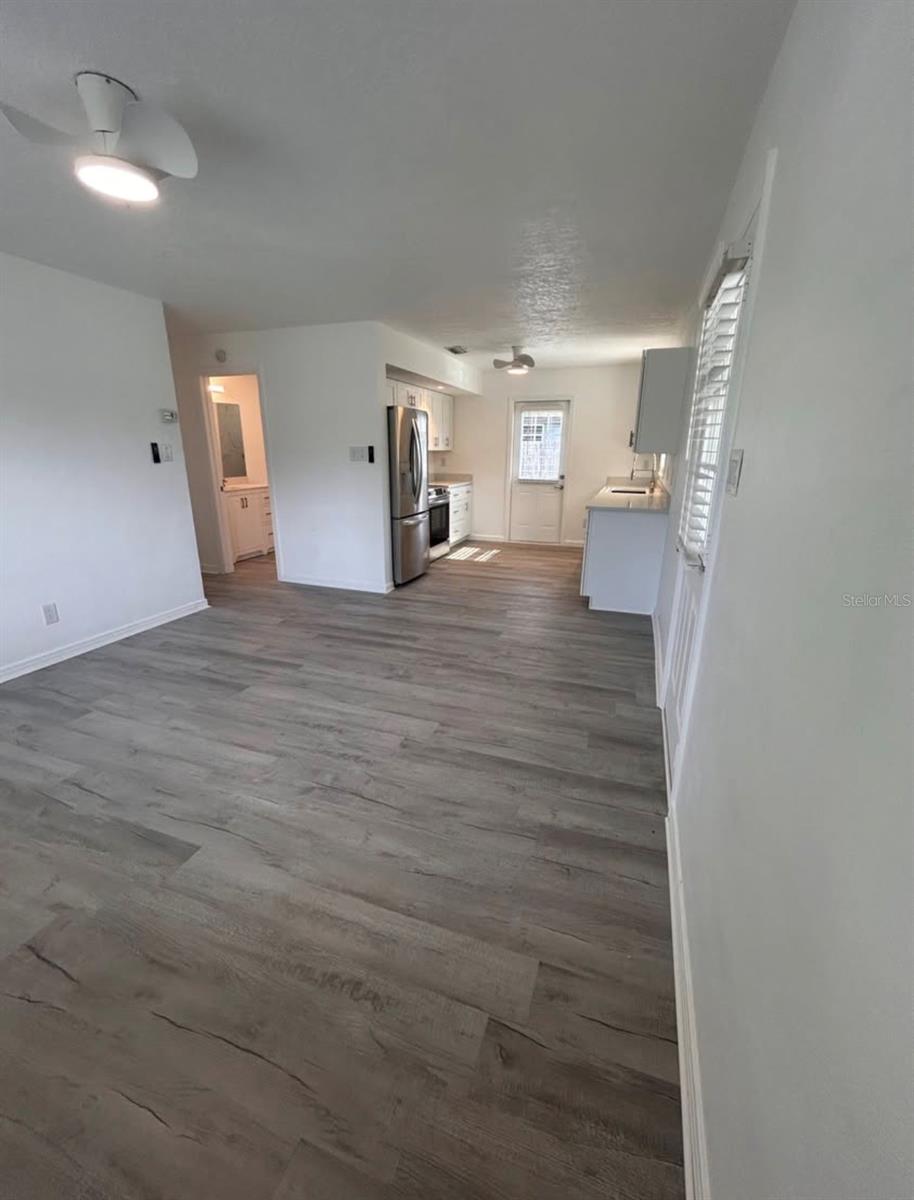 2825 LOUISE ST — photo 4