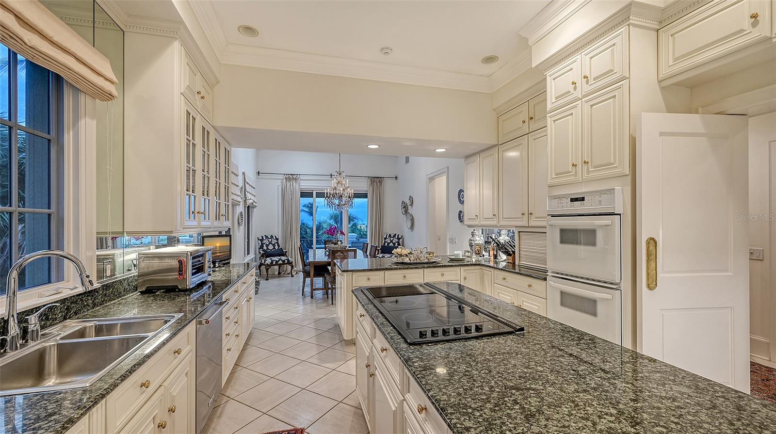1083 WESTWAY DR — photo 34