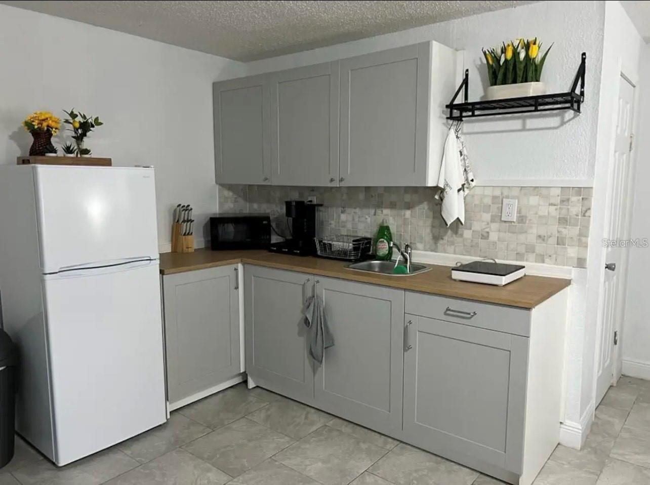 5324 LIME AVE — photo 3