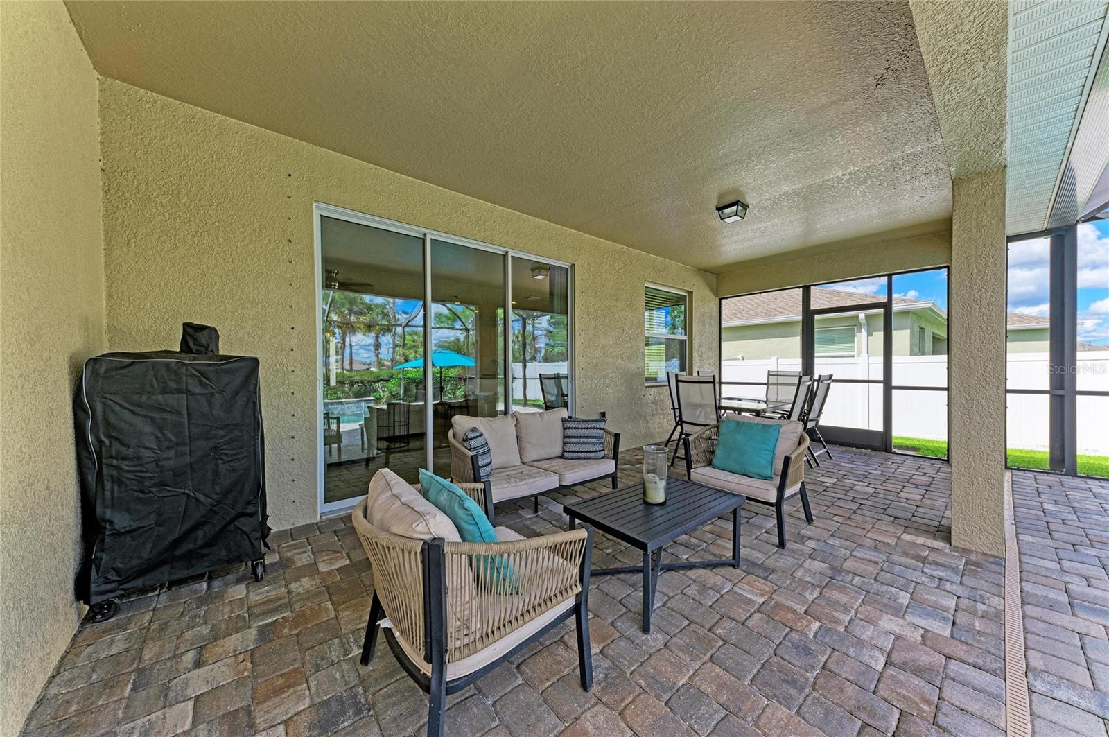 119 BRILLIANT BLOOM CT — photo 42