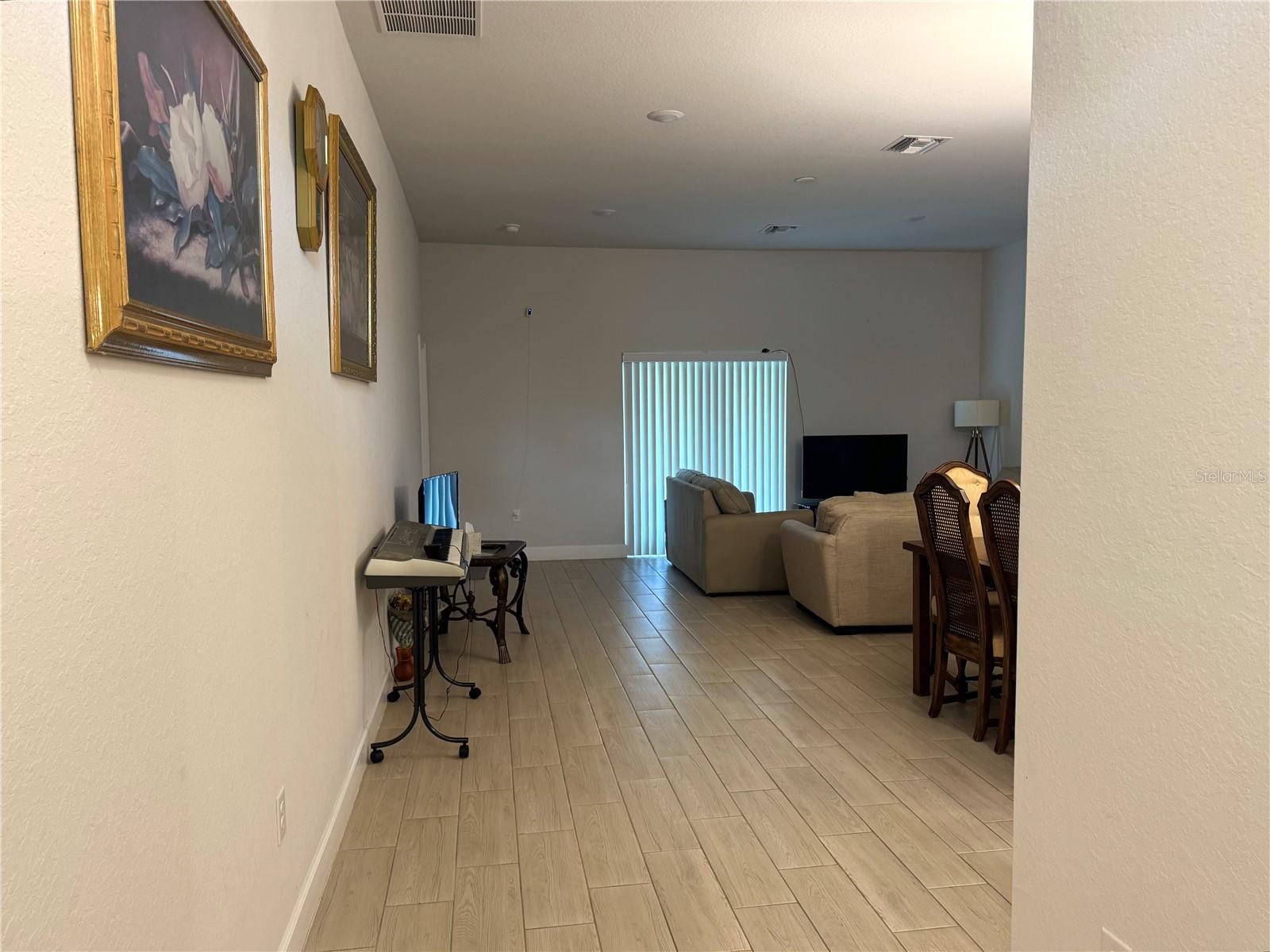 5672 KUMQUAT AVE — photo 9