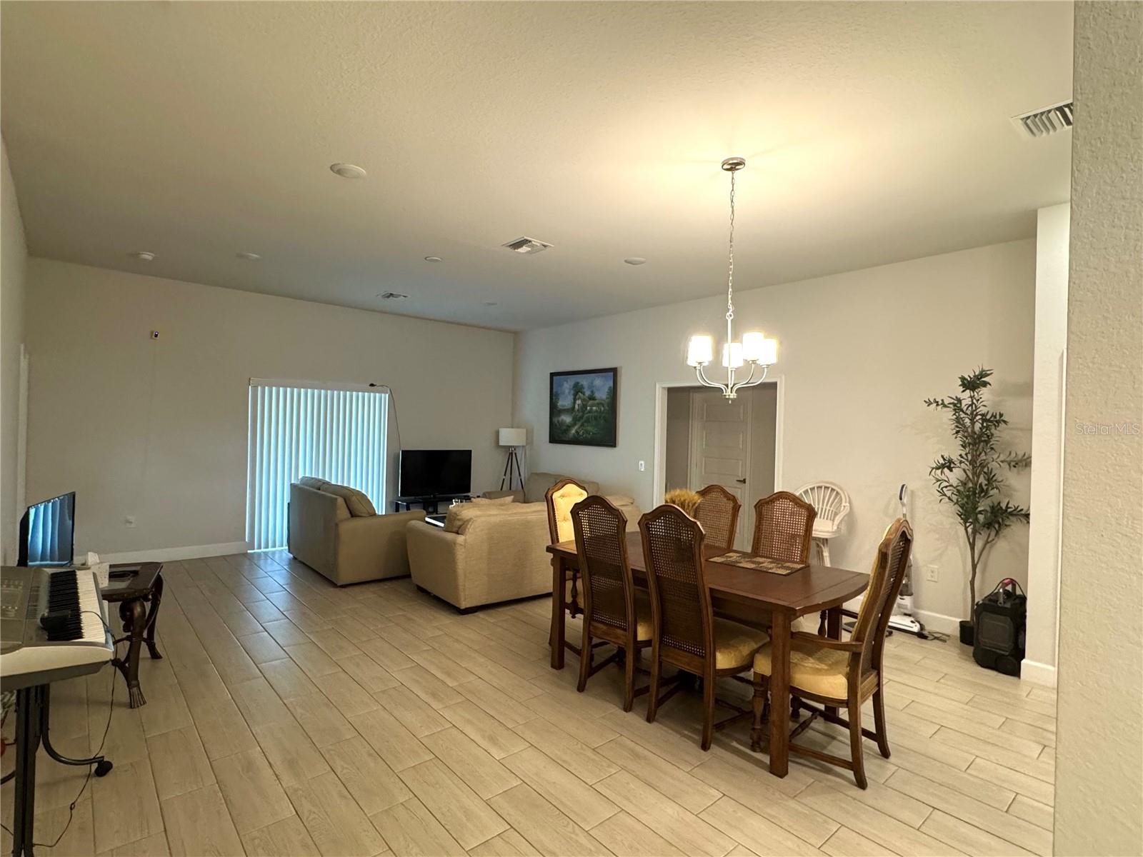 5672 KUMQUAT AVE — photo 6