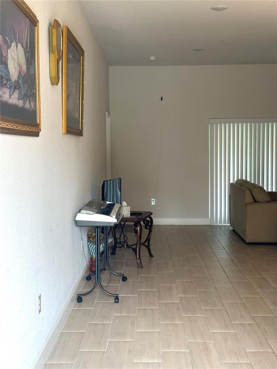 5672 KUMQUAT AVE — photo 10
