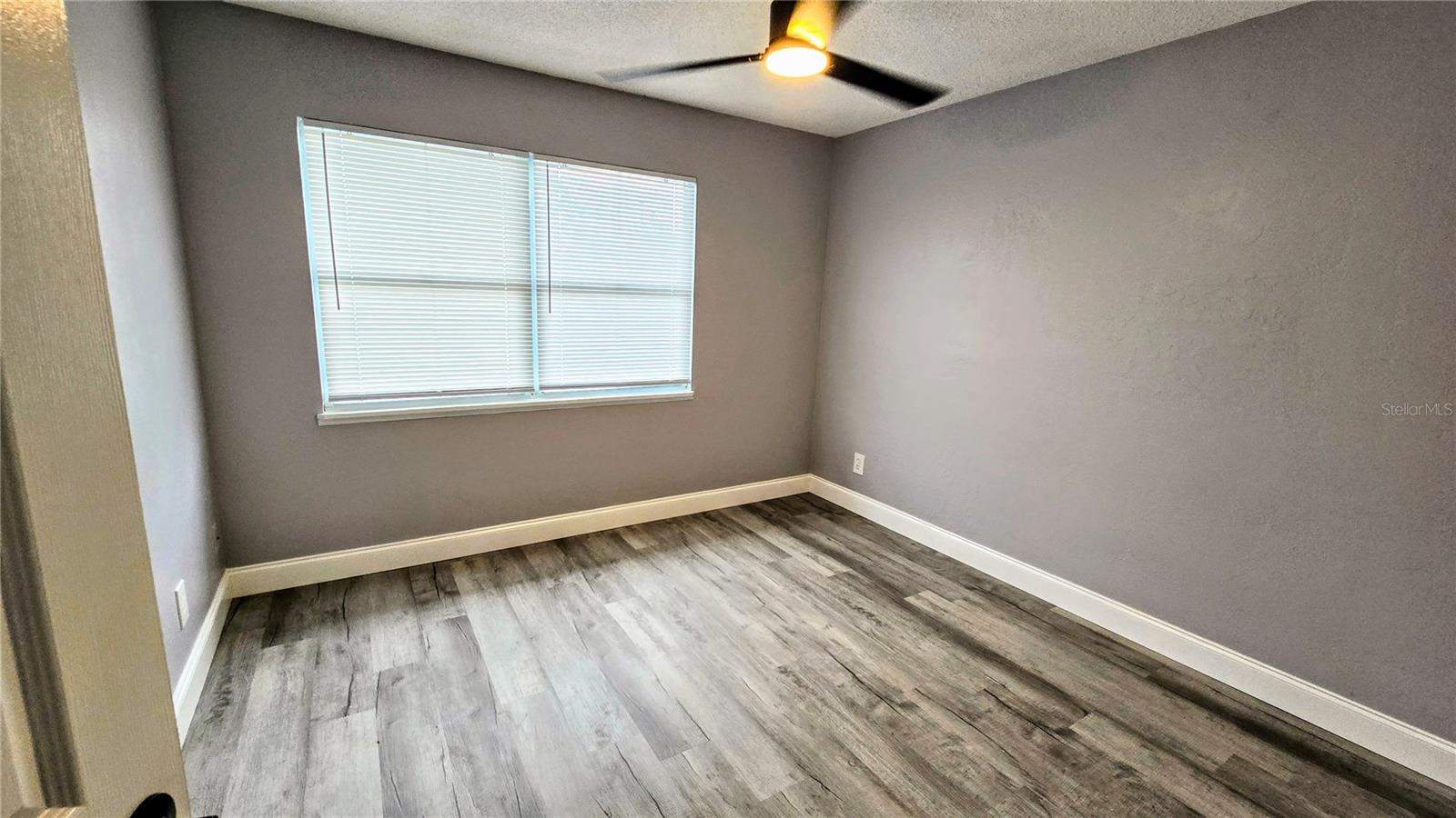111 145TH AVE E #4 — photo 11