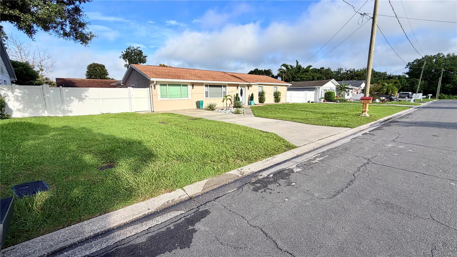 7518 BLOSSOM AVE — photo 2