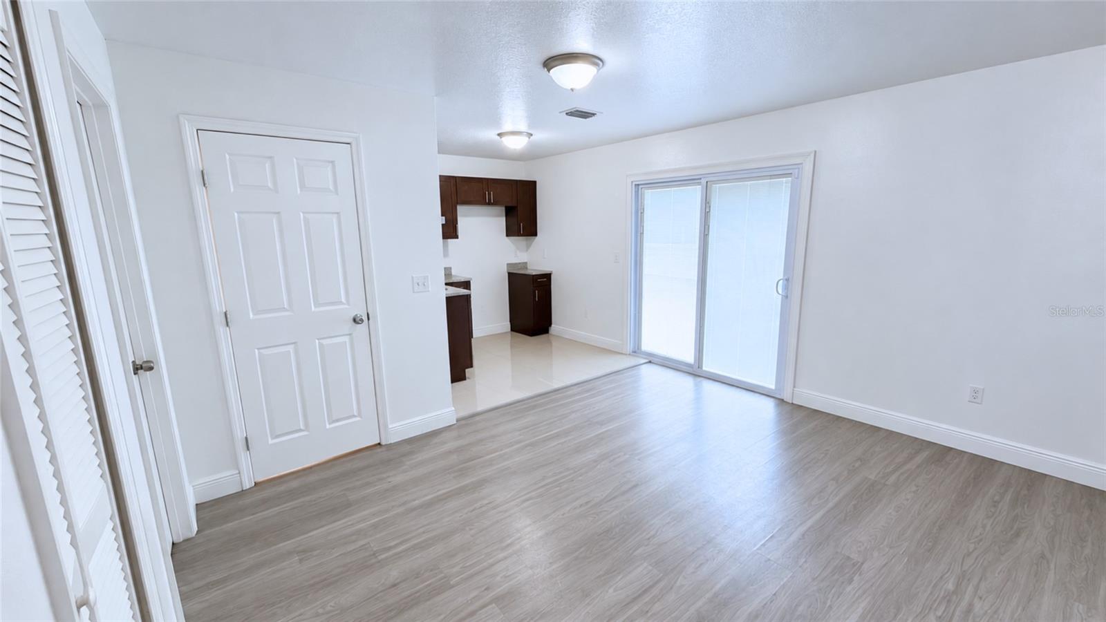 7518 BLOSSOM AVE — photo 82