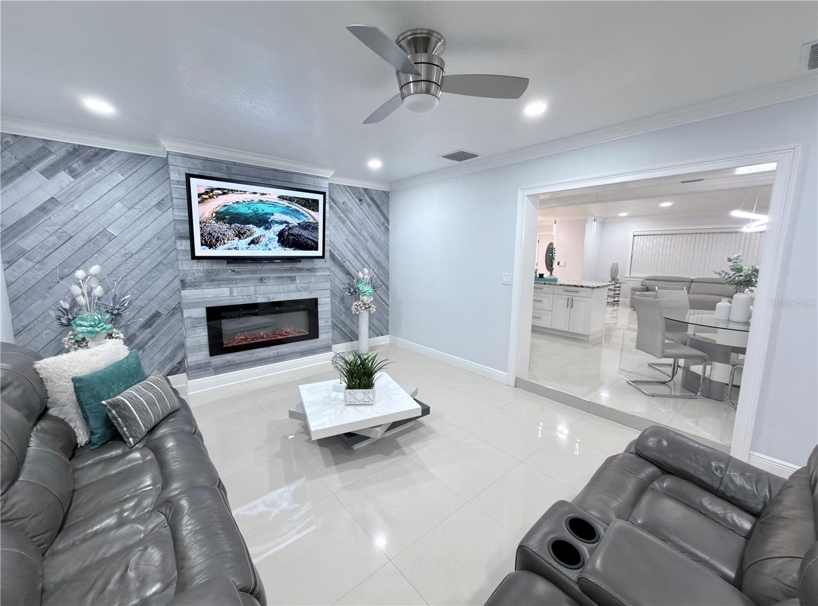 7518 BLOSSOM AVE — photo 36