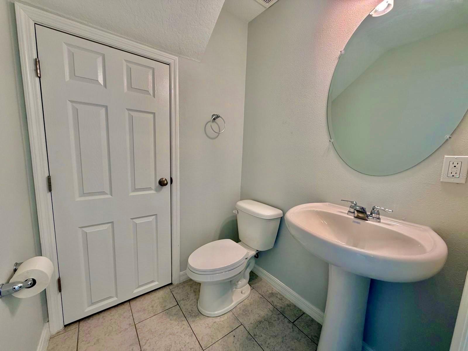 5062 AVALON PARK BLVD — photo 9