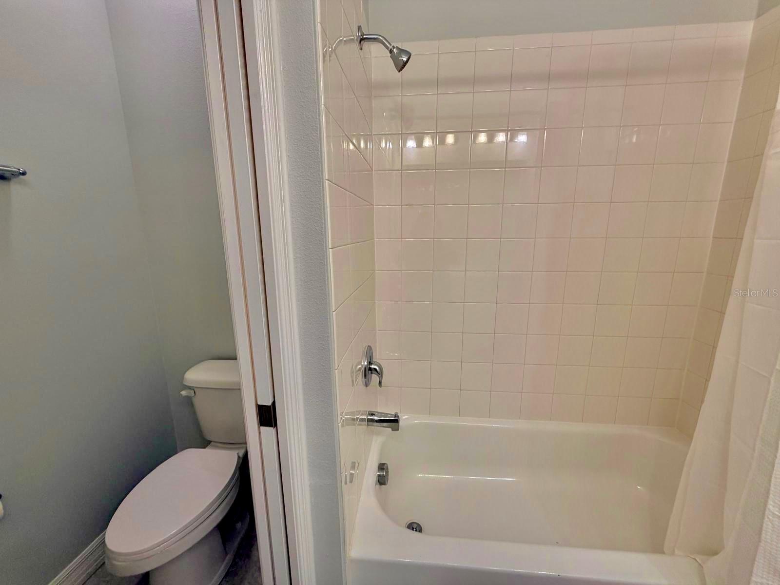 5062 AVALON PARK BLVD — photo 15