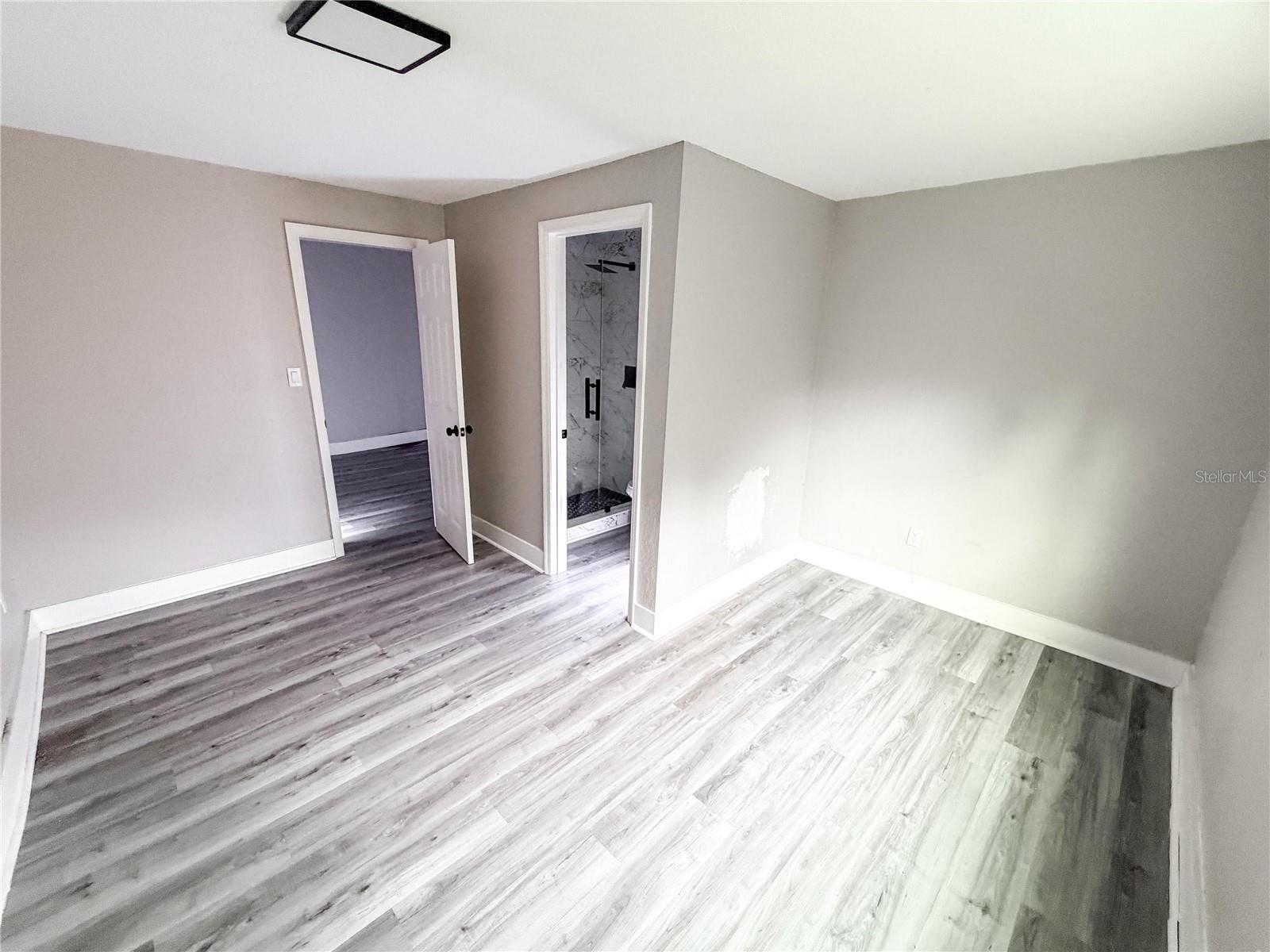 8308 N MULBERRY ST — photo 9
