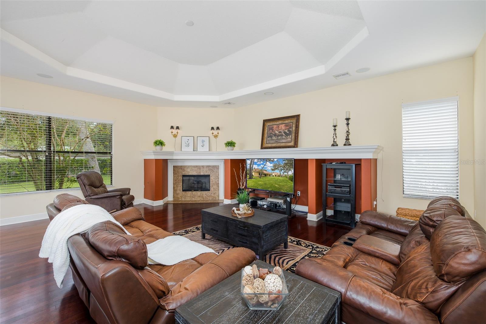 10640 PONTOFINO CIR — photo 33