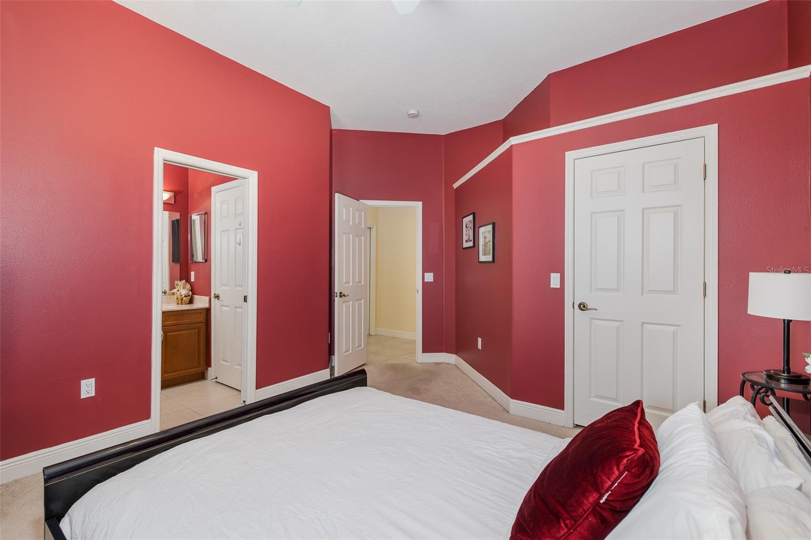 10640 PONTOFINO CIR — photo 36
