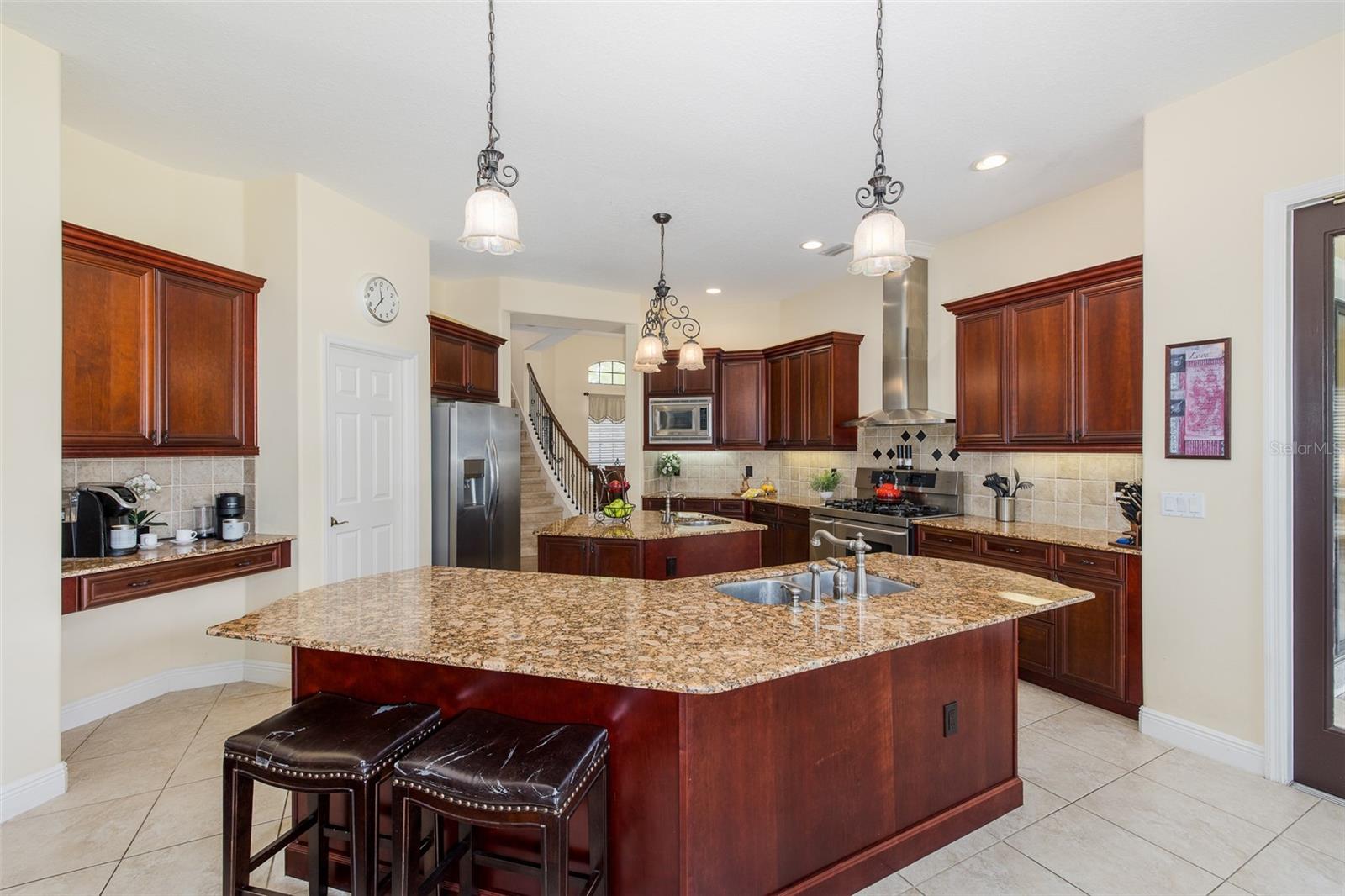 10640 PONTOFINO CIR — photo 25
