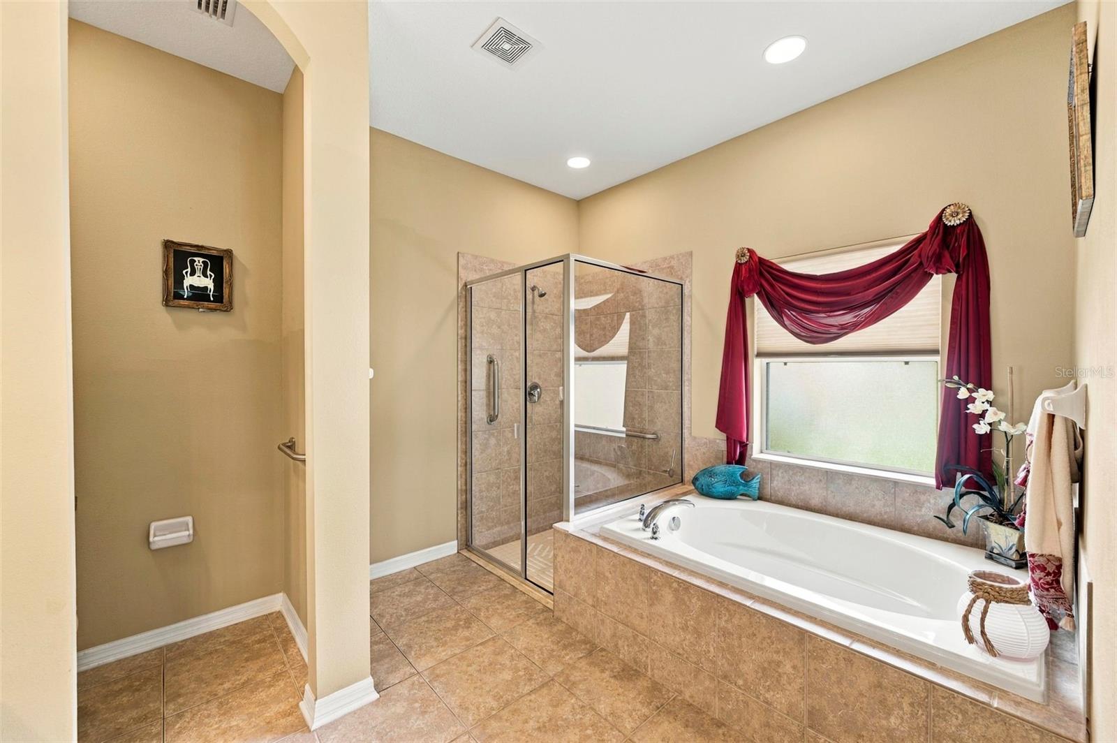 11002 BELLE HAVEN DR — photo 40