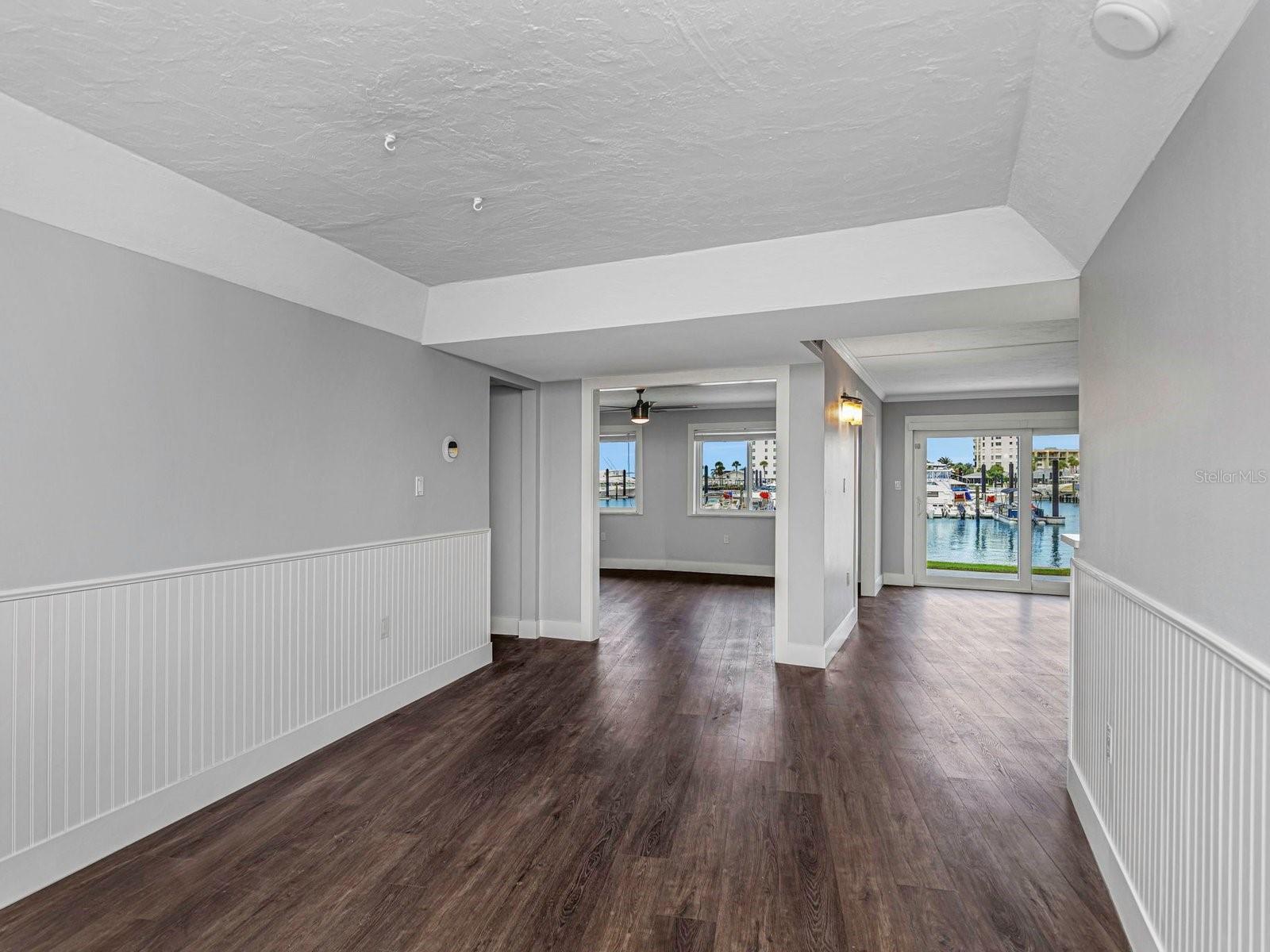 433 S PAULA DR #10 — photo 9