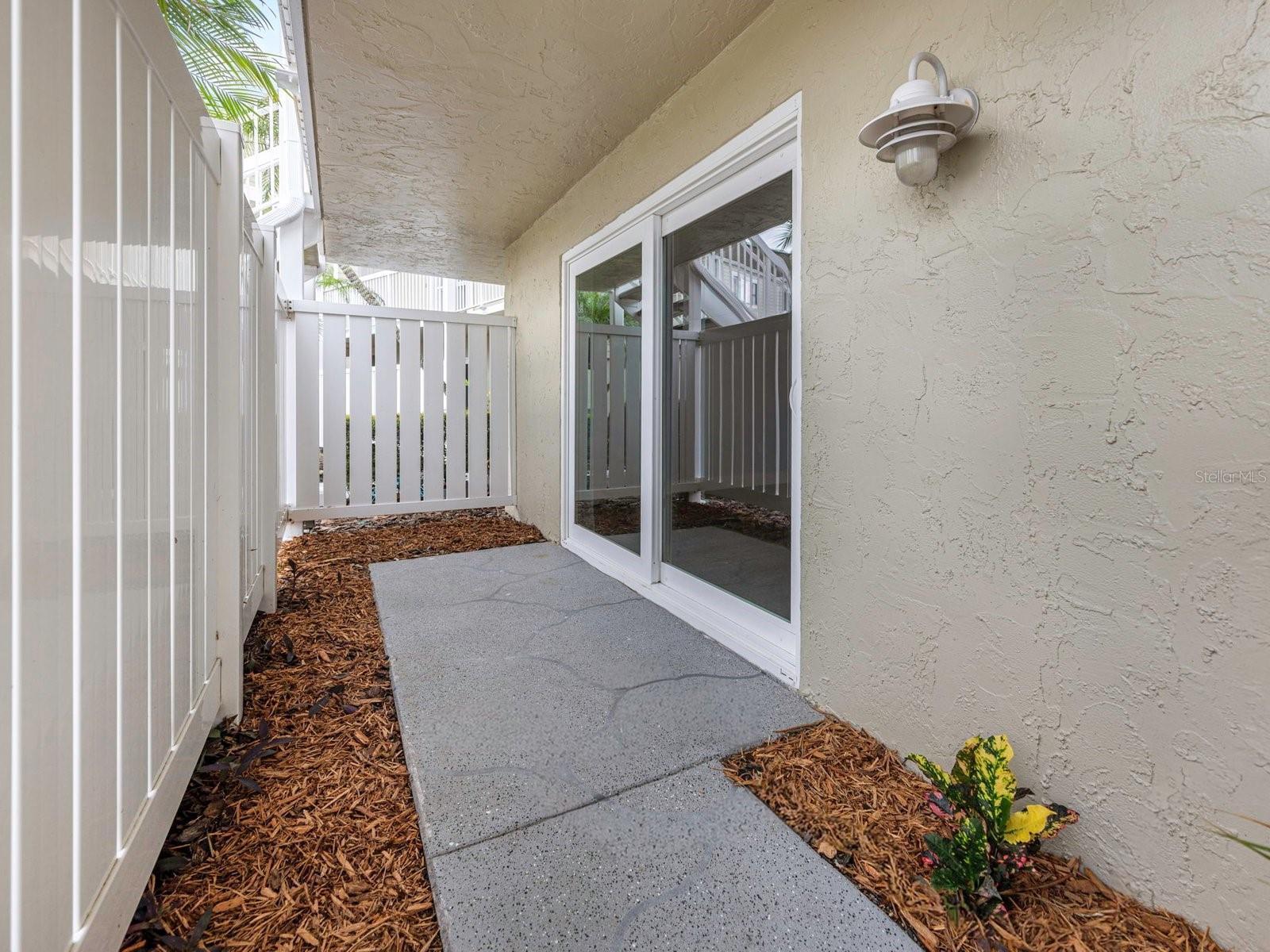 433 S PAULA DR #10 — photo 5