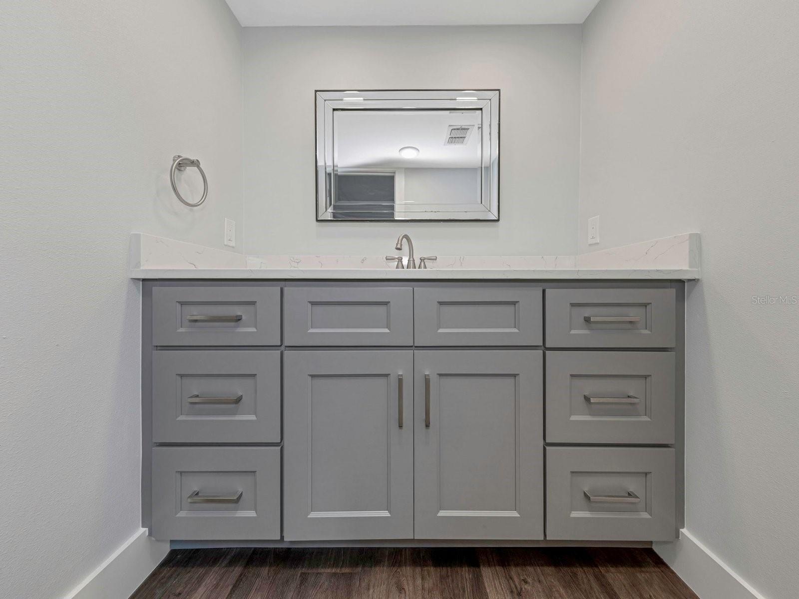 433 S PAULA DR #10 — photo 25