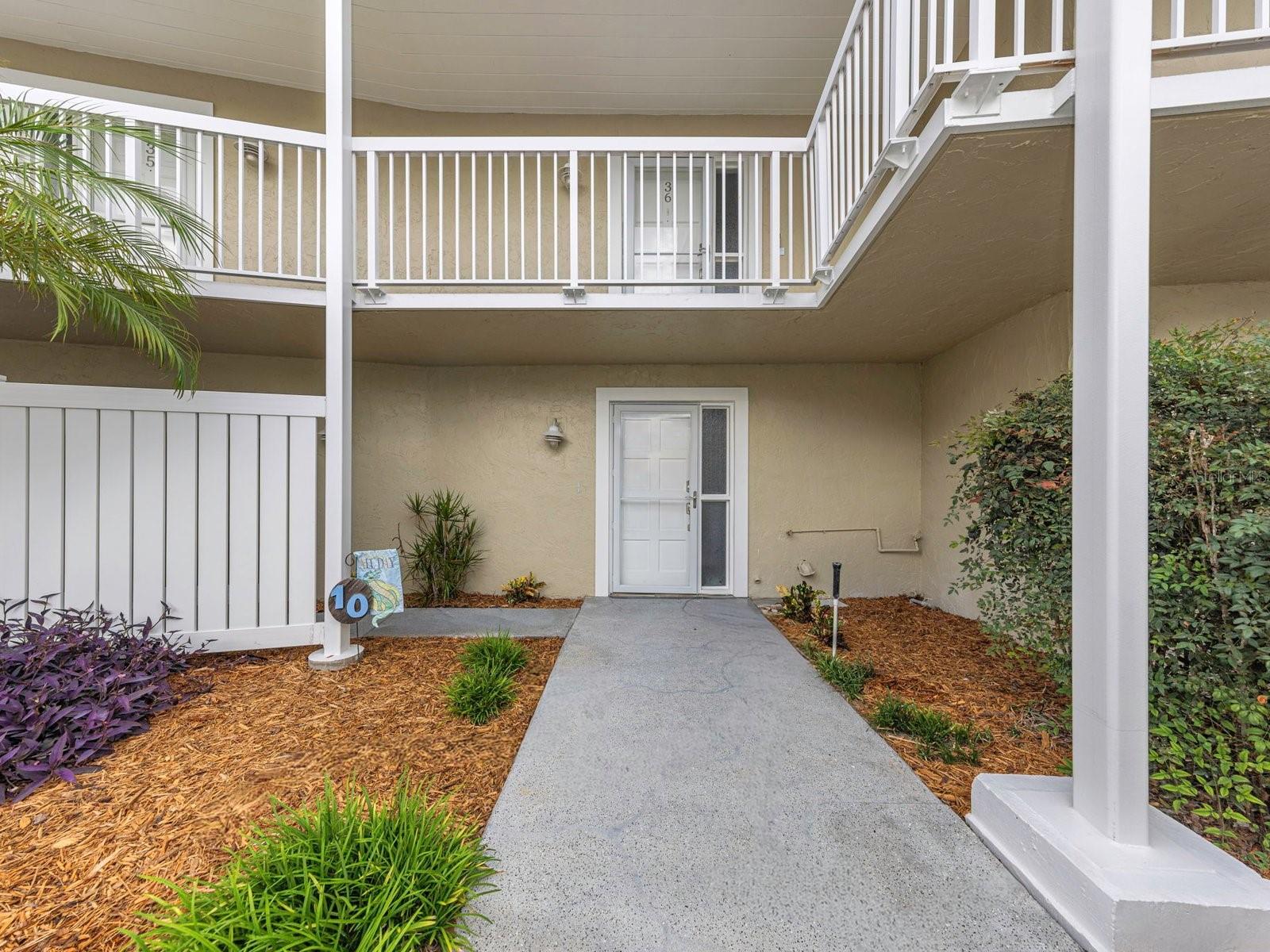 433 S PAULA DR #10 — photo 3