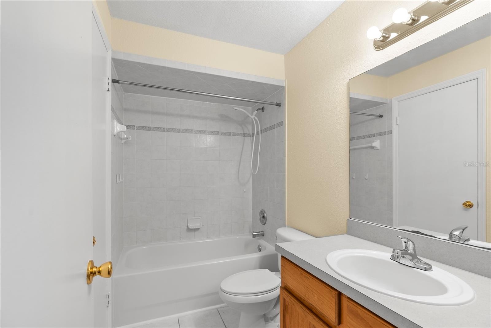 37308 EMBASSY PARK LN #2 — photo 19