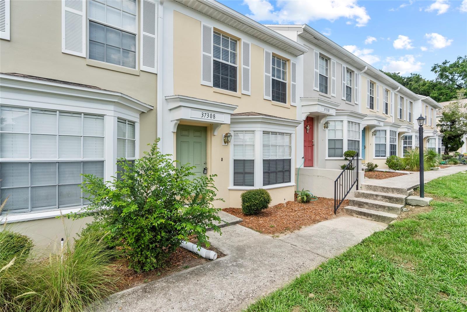 37308 EMBASSY PARK LN #2 — photo 23